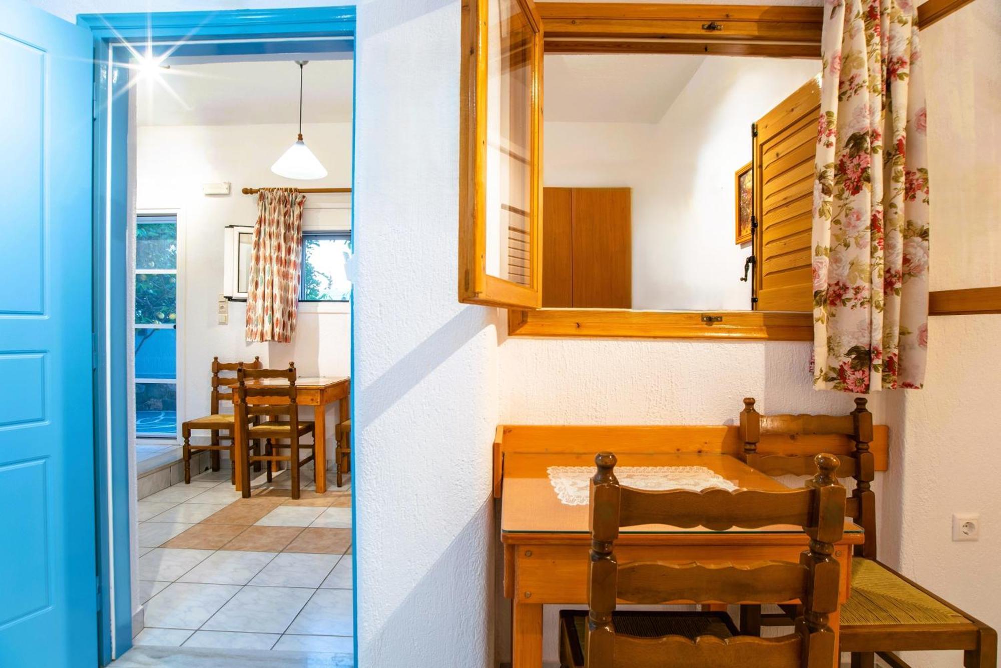 Kontaratos Studios & Apartments Párosz Kültér fotó