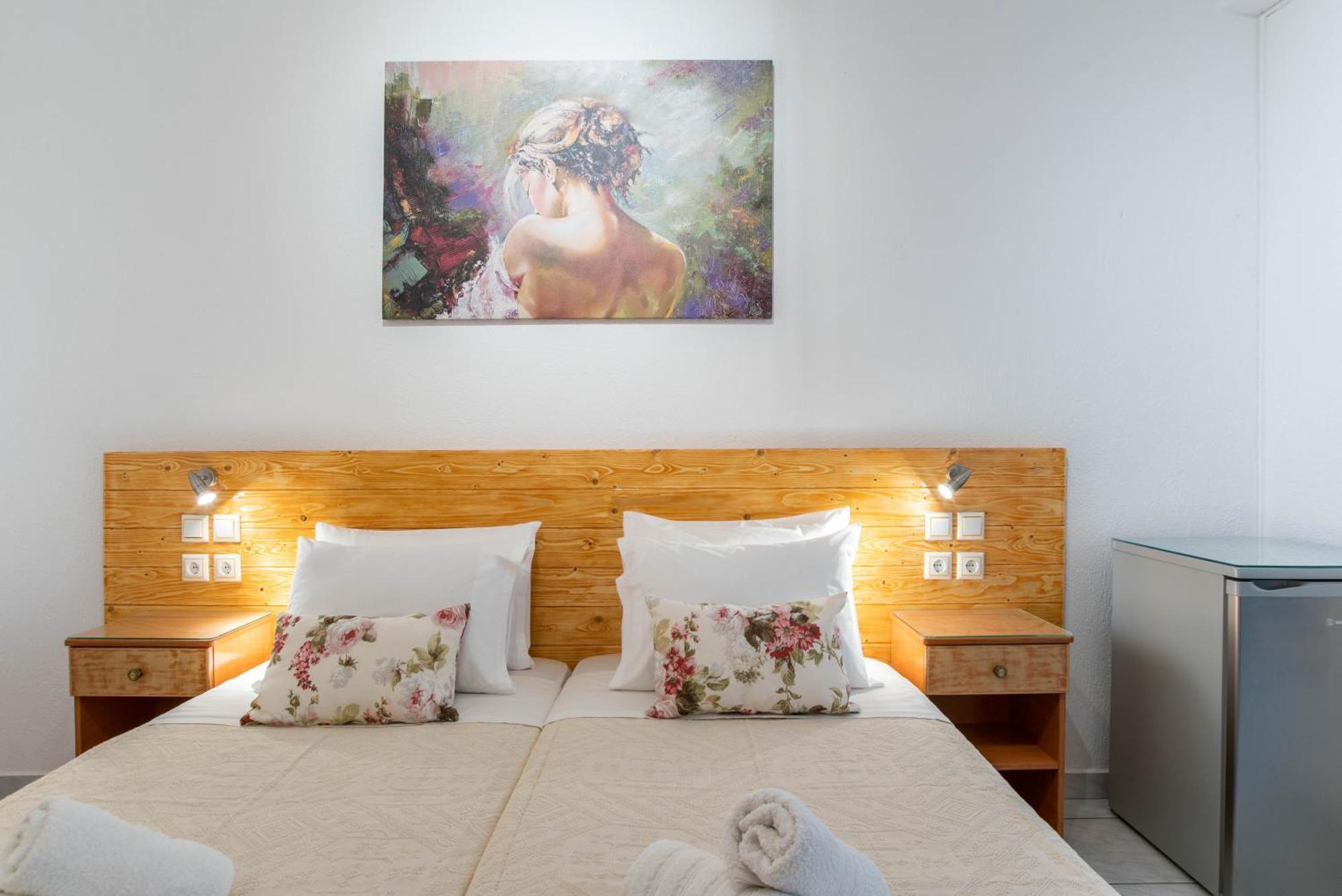 Kontaratos Studios & Apartments Párosz Kültér fotó