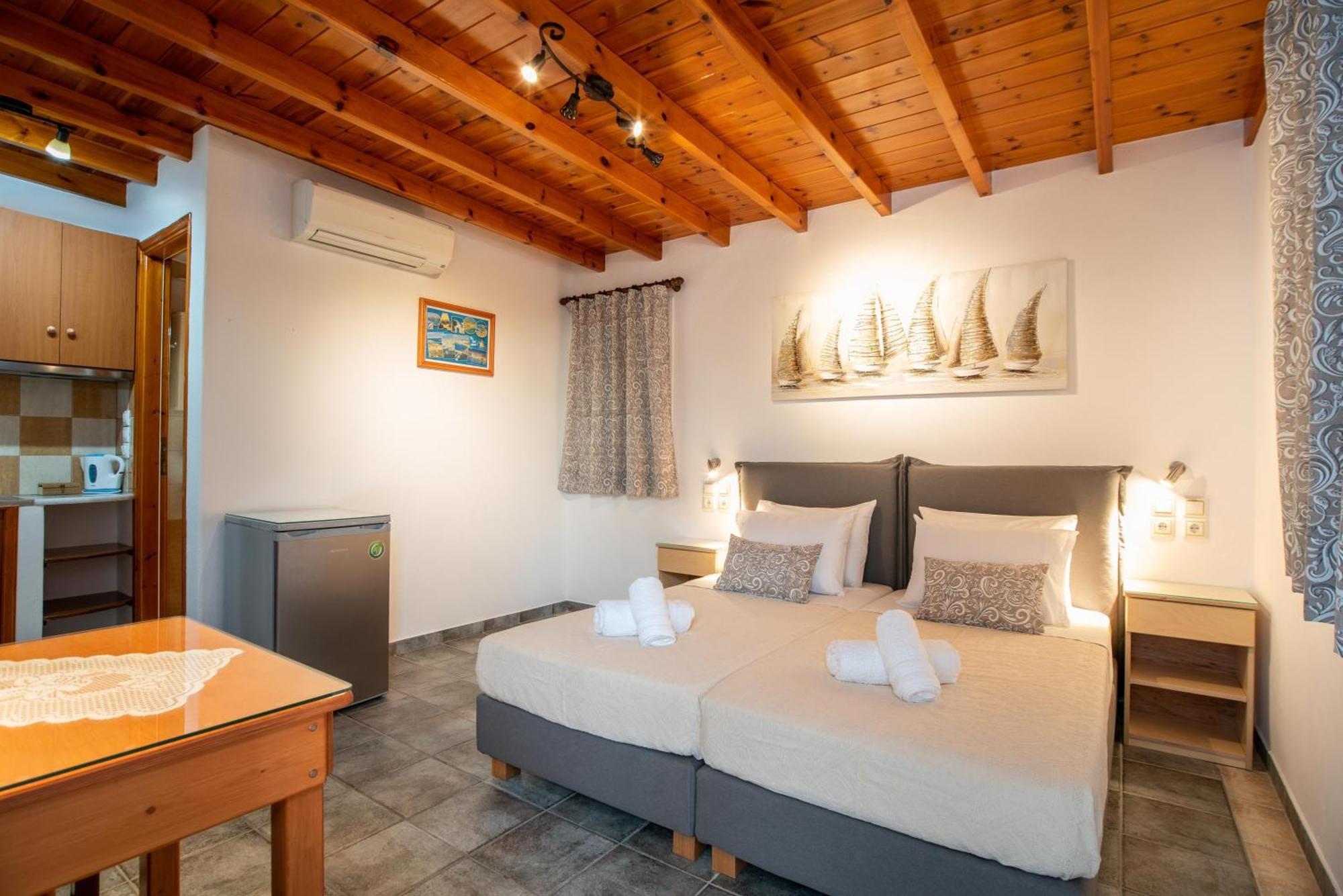 Kontaratos Studios & Apartments Párosz Kültér fotó